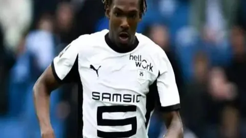 勒沃库森大胜法兰克福，德甲战局再燃激情